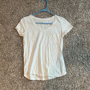 XS Abercrombie and Fitch Tee
